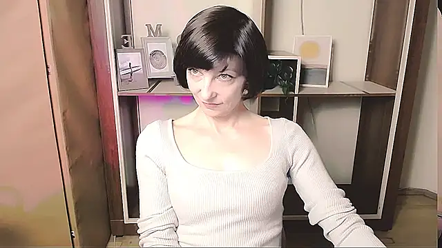 AngeliaFlow  online show from May 5, 8:22 am