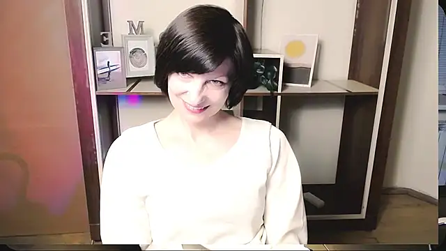  AngeliaFlow  online show from May 16, 8:55 am
