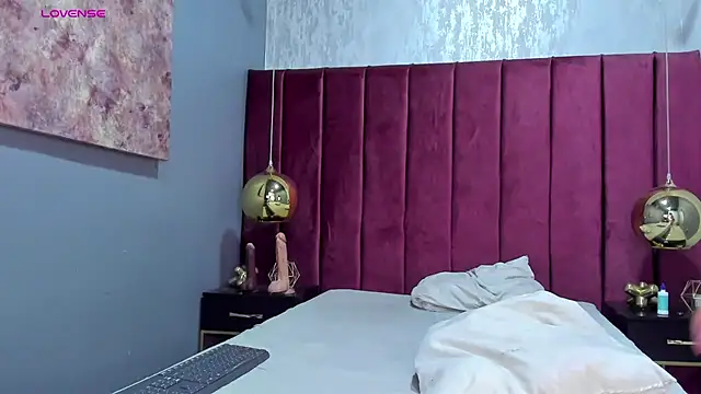 lolyyuno online show from February 24, 2:30 am