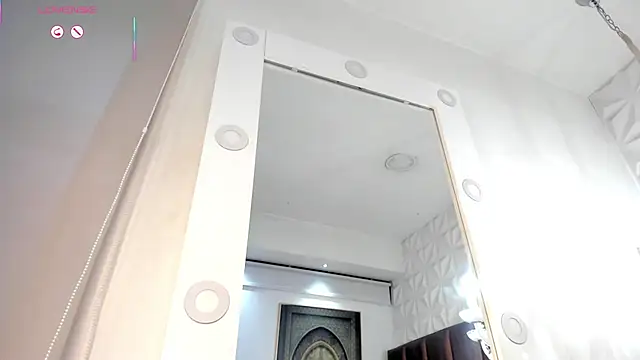 lolyyuno online show from October 6, 2:42 am