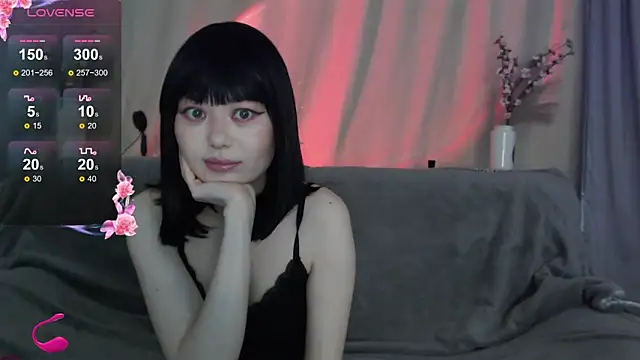 Snapshot of CelestialEwa chatting on February 15, 12:01 pm CelestialEwa online show from February 15, 12:01 pm