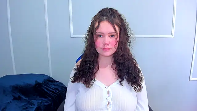  leana  online show from May 1, 4:44 pm