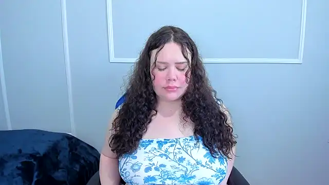  leana  online show from May 17, 6:26 pm