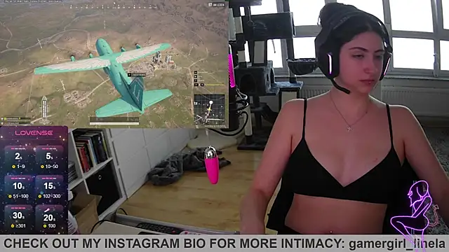 Snapshot of Gamergirl-Linela chatting on September 18, 4:09 pm Gamergirl-Linela online show from September 18, 4:09 pm