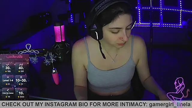 Gamergirl-Linela online show from November 18, 5:17 pm