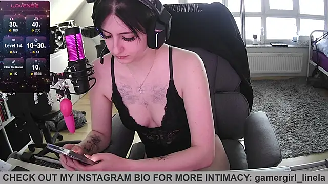 Gamergirl-Linela online show from May 8, 4:56 pm