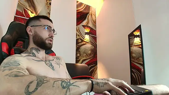 Snapshot of Luke_davis01 chatting on September 19, 1:34 pm Luke davis01 online show from September 19, 1:34 pm