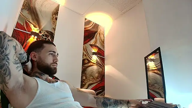 Snapshot of Luke_davis01 chatting on March 27, 1:00 pm Luke davis01 online show from March 27, 1:00 pm