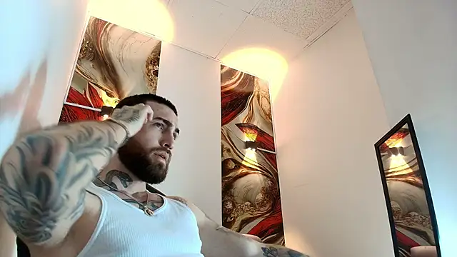 Snapshot of Luke_davis01 chatting on April 27, 1:09 pm Luke davis01 online show from April 27, 1:09 pm
