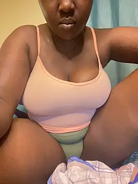 SweetLeona online show from May 8, 3:56 am