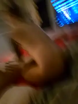 Snapshot of xxxamysmanxxx chatting on February 14, 9:03 am xxxamysmanxxx online show from February 14, 9:03 am