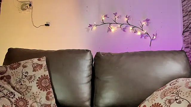 Sara Falak online show from November 5, 1:11 pm