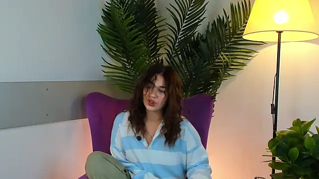 PortiaBellew online show from February 7, 1:53 pm