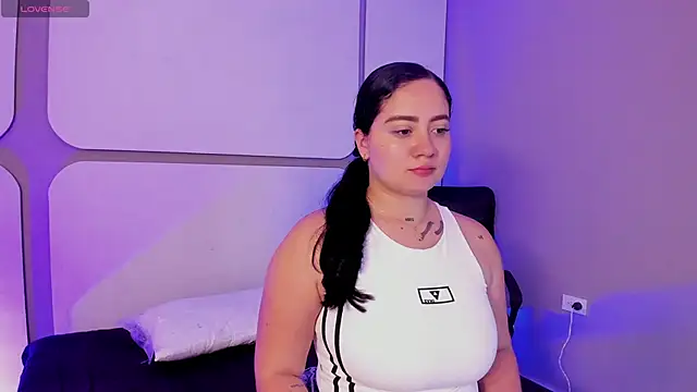 Snapshot of Morgan_Wright chatting on May 6, 8:14 pm Morgan Wright online show from May 6, 8:14 pm