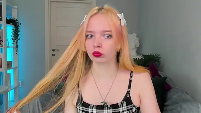 Bellla Murrr online show from February 9, 3:01 pm