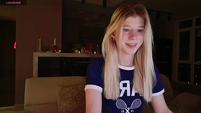 Bella amory online show from February 26, 1:21 am