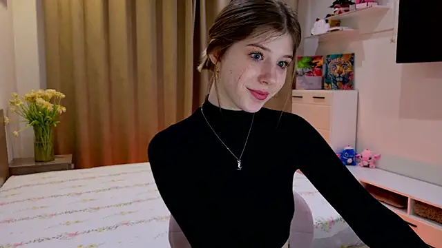 Snapshot of Bella_amory chatting on February 22, 6:06 pm Bella amory online show from February 22, 6:06 pm