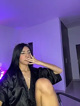 Mirandaa Rogers online show from June 30, 7:04 pm