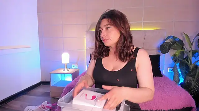  michonne  online show from November 15, 9:21 pm