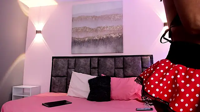 Snapshot of AdelaLust chatting on October 15, 4:01 am AdelaLust online show from October 15, 4:01 am