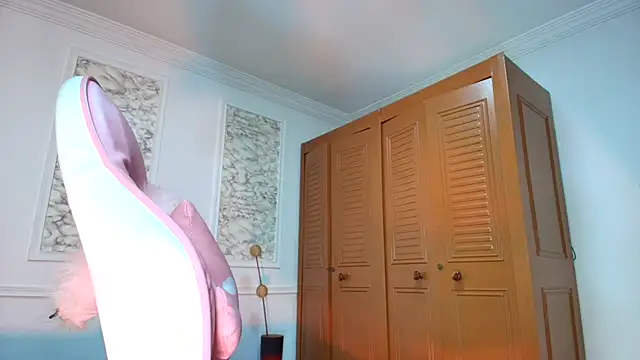 Snapshot of Danella_houston chatting on October 4, 7:01 pm Danella houston online show from October 4, 7:01 pm