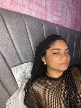 Snapshot of Tana_latin chatting on March 1, 4:37 am Tana latin online show from March 1, 4:37 am