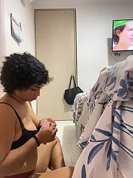 Snapshot of Tana_latin chatting on October 8, 11:24 pm Tana latin online show from October 8, 11:24 pm