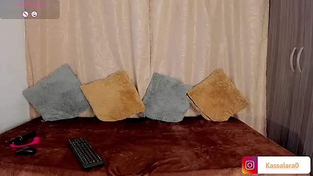 kassandra Lara online show from September 19, 2:57 am