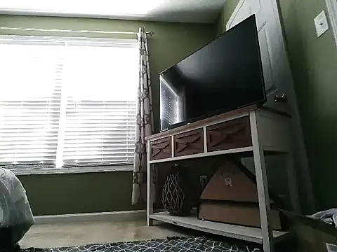 Snapshot of SashaSC3 chatting on February 17, 7:31 pm SashaSC3 online show from February 17, 7:31 pm