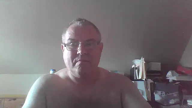 mkestr69 online show from September 10, 3:56 pm