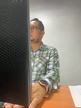 Bef02 online show from September 18, 2:19 pm