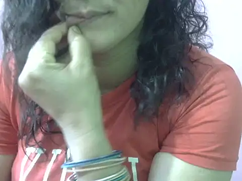 Your cutiepie  online show from April 29, 9:13 am