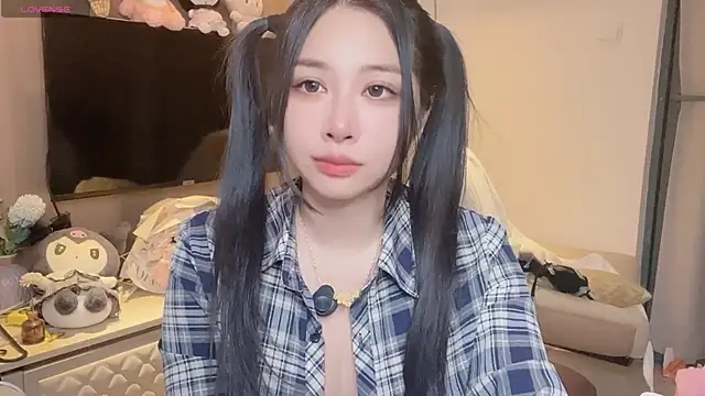 Moonccoi online show from September 12, 7:14 pm