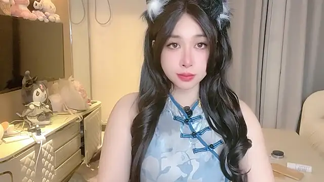 Moonccoi online show from October 24, 12:45 pm