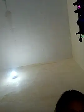 Snapshot of shnaz_1 chatting on January 16, 2:59 am shnaz 1 online show from January 16, 2:59 am