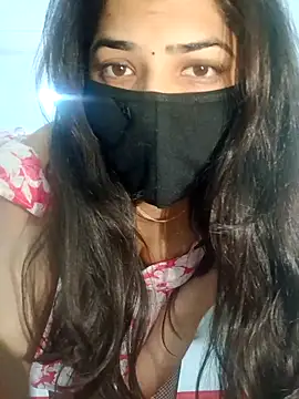 Snapshot of shnaz_1 chatting on February 16, 11:39 am shnaz 1 online show from February 16, 11:39 am