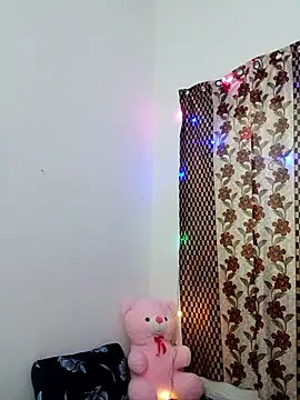 Snapshot of shnaz_1 chatting on February 27, 3:50 am shnaz 1 online show from February 27, 3:50 am