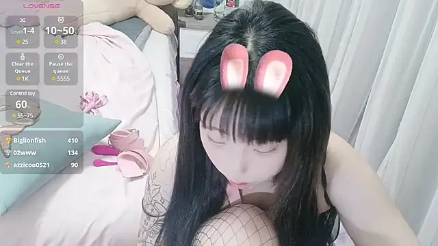 vi-vi-11 online show from March 18, 4:26 pm