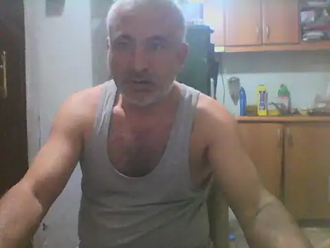 Snapshot of murat7888 chatting on February 28, 9:47 am murat7888 online show from February 28, 9:47 am