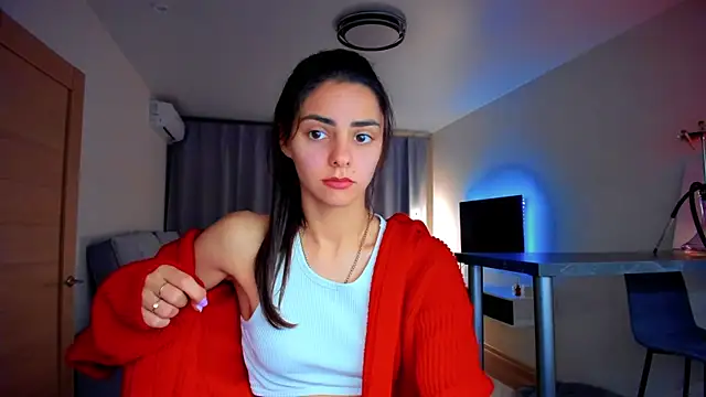 Snapshot of EmiliaZen chatting on October 1, 4:57 pm EmiliaZen online show from October 1, 4:57 pm