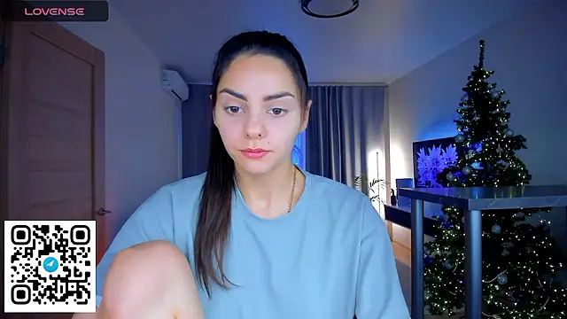 EmiliaZen online show from January 8, 1:13 pm