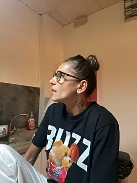 Snapshot of PlayfulShow chatting on September 19, 11:55 am PlayfulShow online show from September 19, 11:55 am