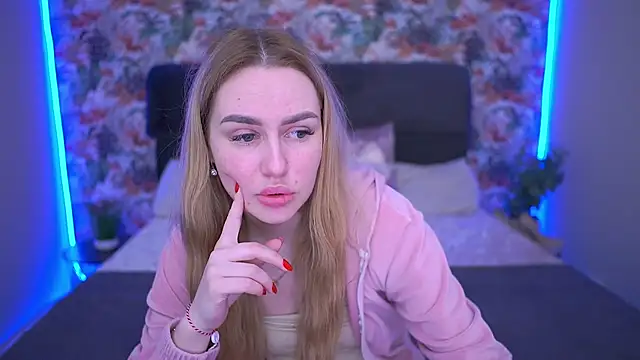 DivineJass online show from April 3, 4:49 pm