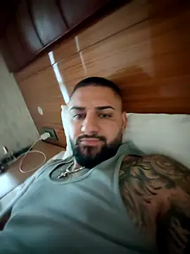 Bakws online show from October 9, 1:53 pm