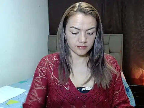 PenelopeMist online show from March 31, 2:46 am