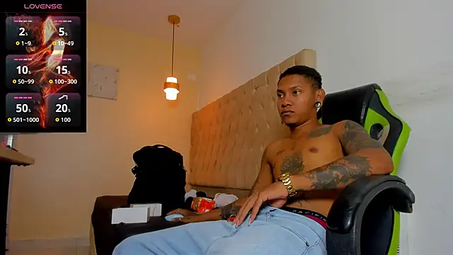 blackdirty420 online show from October 21, 7:36 pm