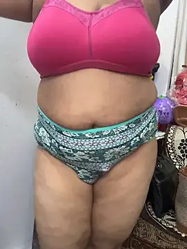 Snapshot of Yoursexy_cherry chatting on February 15, 8:46 am Yoursexy cherry online show from February 15, 8:46 am