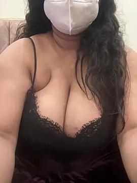 Snapshot of Yoursexy_cherry chatting on February 16, 5:42 pm Yoursexy cherry online show from February 16, 5:42 pm