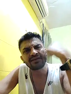 Snapshot of crazyfreaking chatting on February 19, 10:53 pm crazyfreaking online show from February 19, 10:53 pm