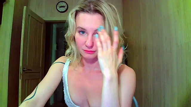 Caramel piegirl online show from July 12, 8:44 pm
